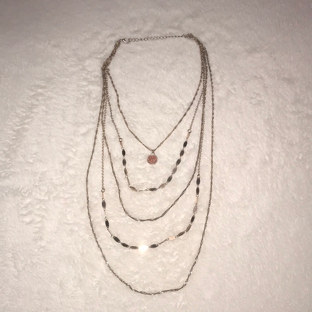 ✨maurices Rose Gold Layered Pendant Necklace✨